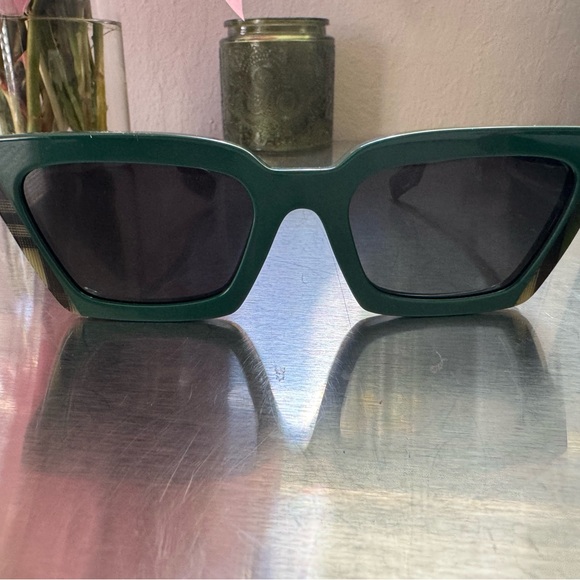 Burberry Green Sunglasses - Picture 1 of 3